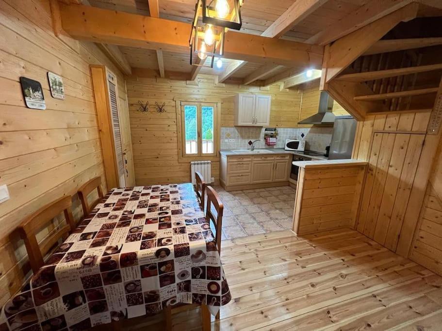 Chalet 6B Dans Les Pyrenees Proche D'Andorre Л'Оспітале-пре-л'Андорр Екстер'єр фото